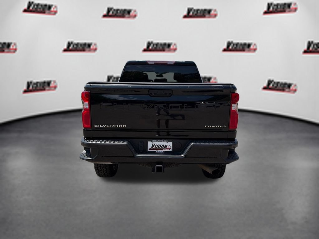 Used 2021 Chevrolet Silverado 2500 Custom w/ Custom Convenience Package AWD/4WD image 7