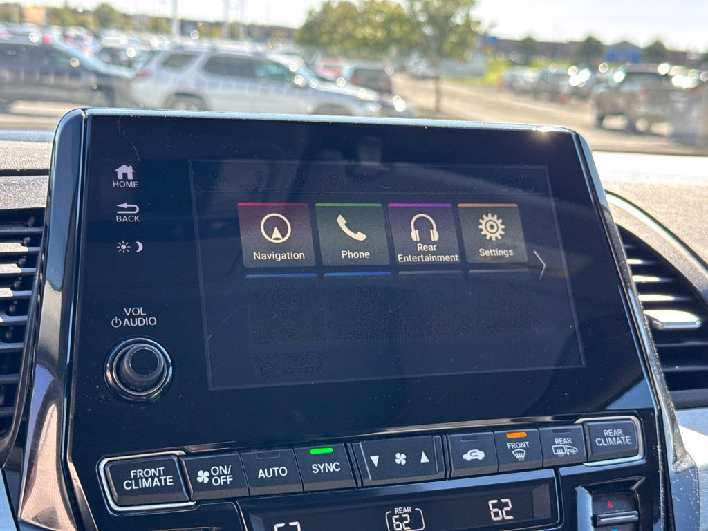 Used 2018 Honda Odyssey Touring image 18