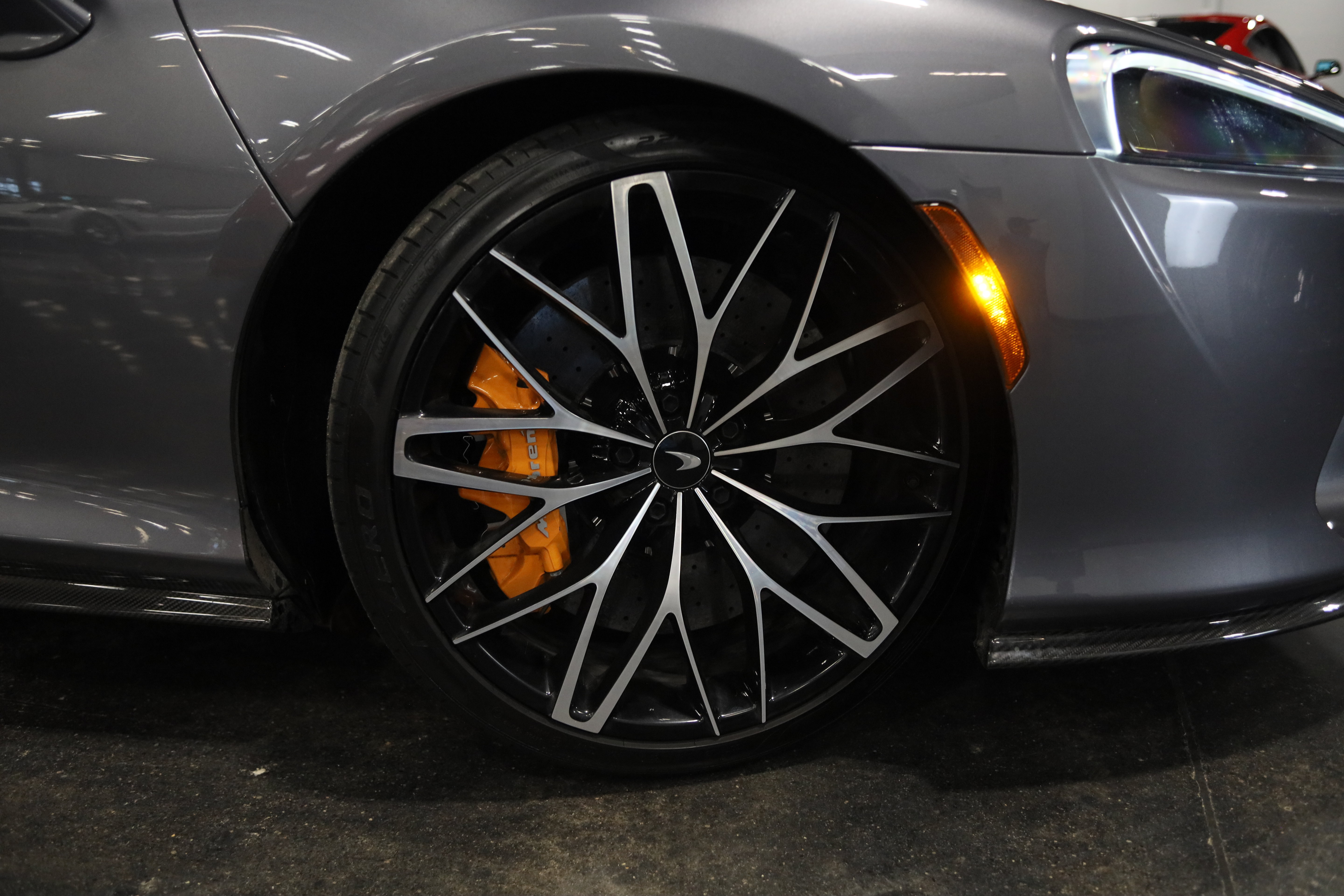 Used 2023 McLaren GT RWD image 11