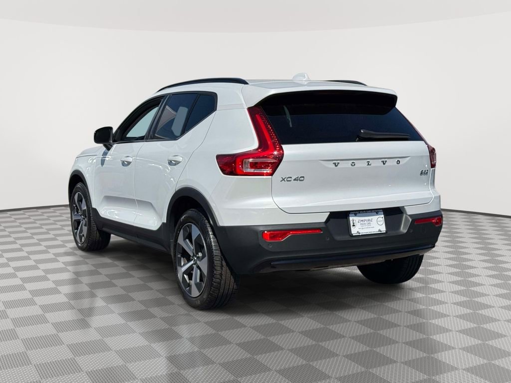 Used 2023 Volvo XC40 B5 Ultimate w/ Climate Package AWD/4WD image 5