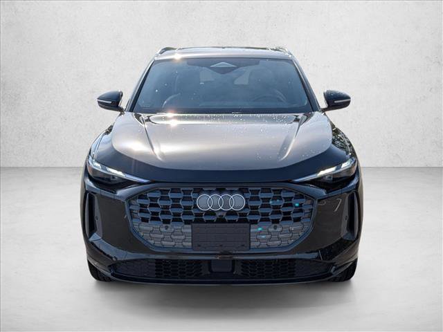 Certified 2025 Audi Q5 Premium w/ Convenience Package image 2