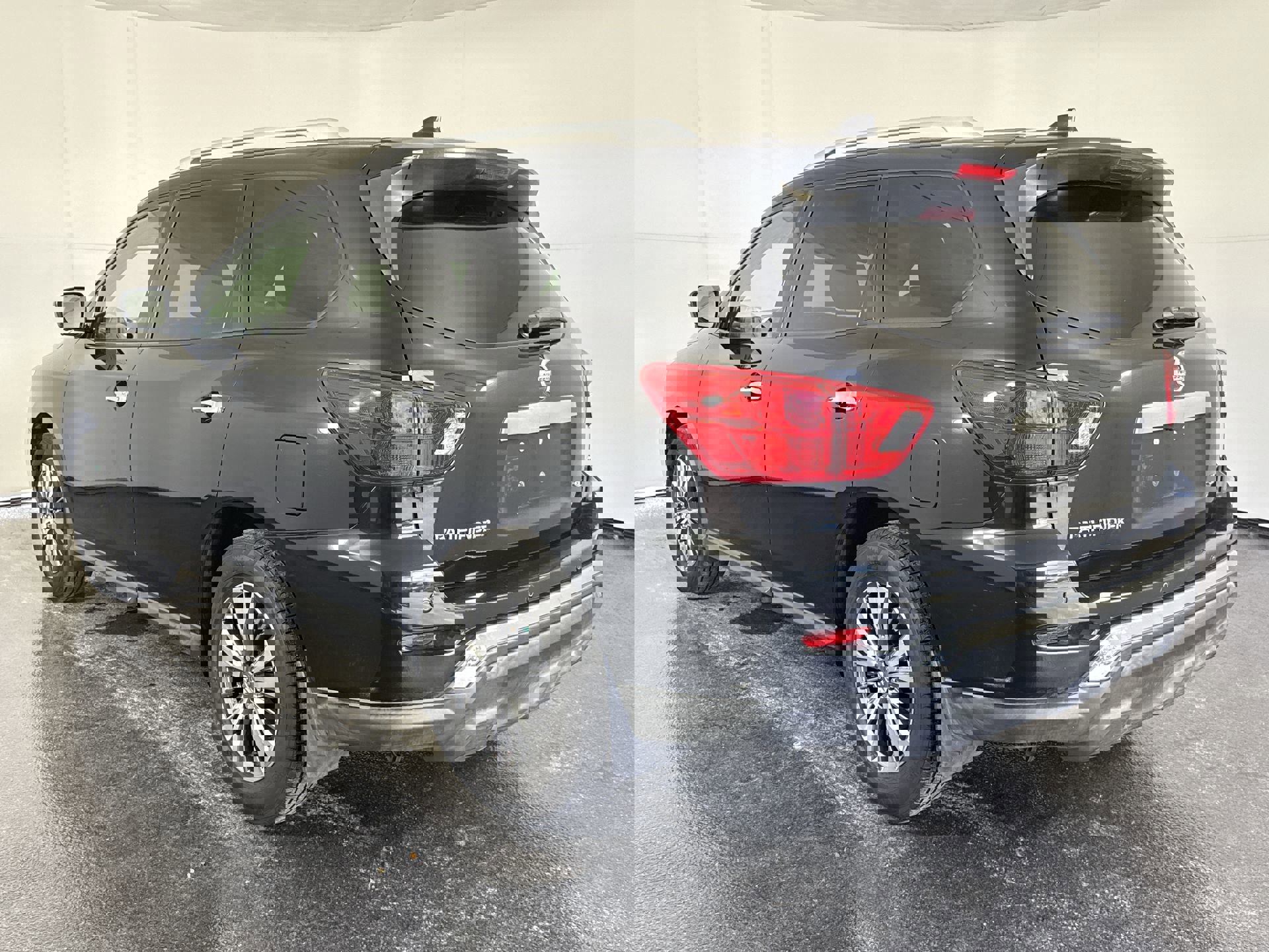 Used 2019 Nissan Pathfinder SL image 8