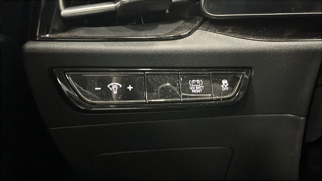 Used 2024 Kia Niro EX Touring FWD image 30