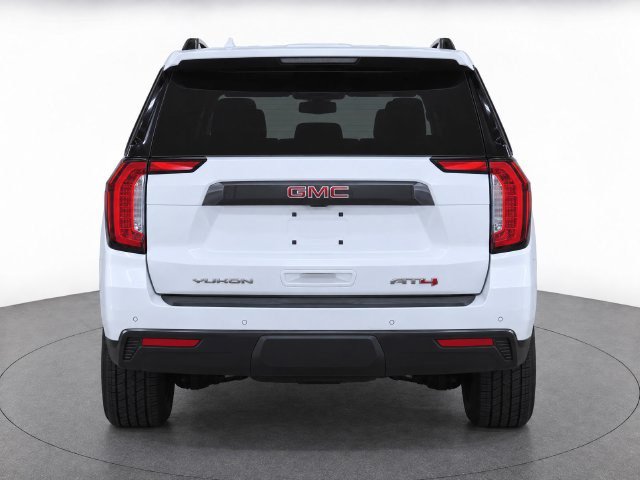 Used 2023 GMC Yukon XL AT4 w/ AT4 Premium Plus Package AWD/4WD image 4
