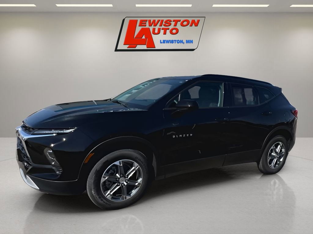 Certified 2025 Chevrolet Blazer LT w/ Convenience Package image 4