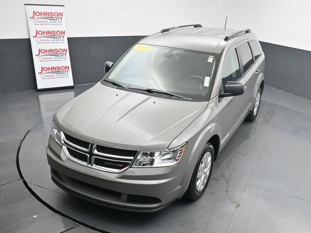 Used 2019 Dodge Journey SE image 30