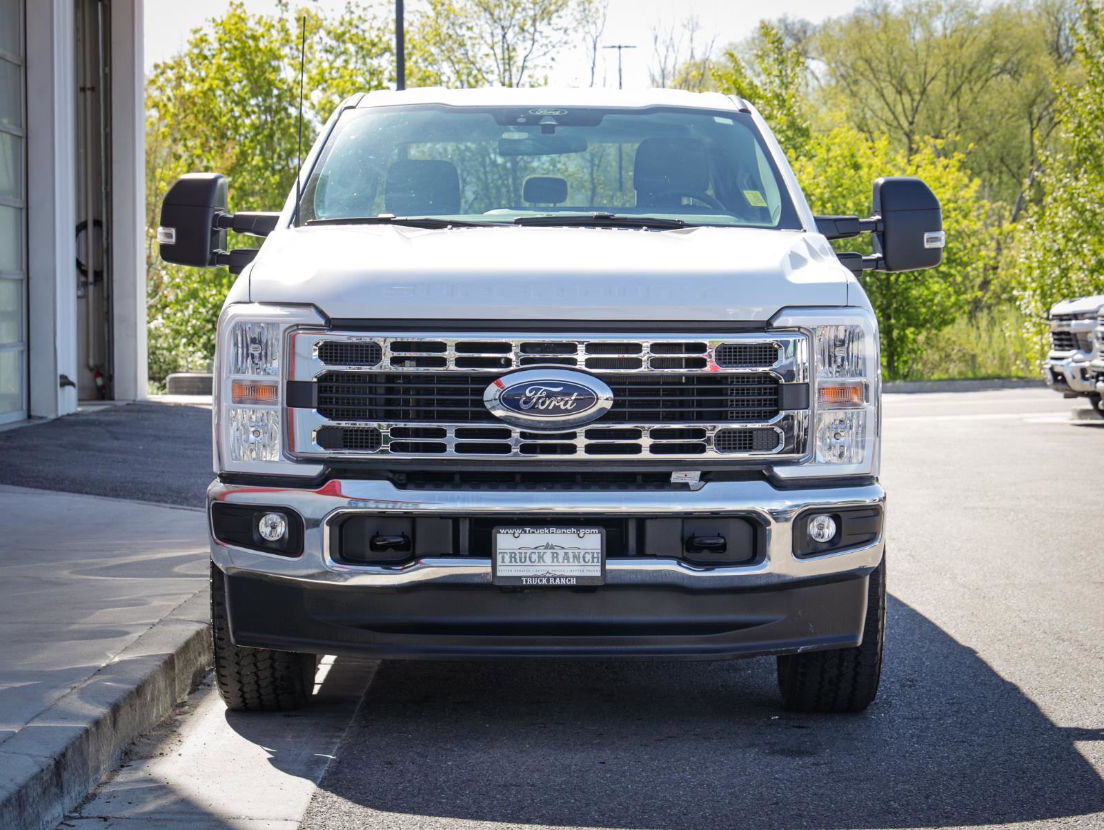 Used 2024 Ford F350 XLT w/ FX4 Off-Road Package AWD/4WD image 9