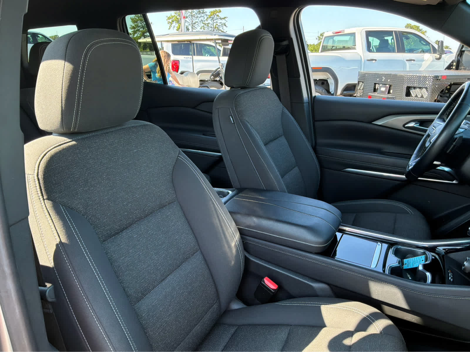 Used 2024 Chevrolet Traverse LT AWD/4WD image 24