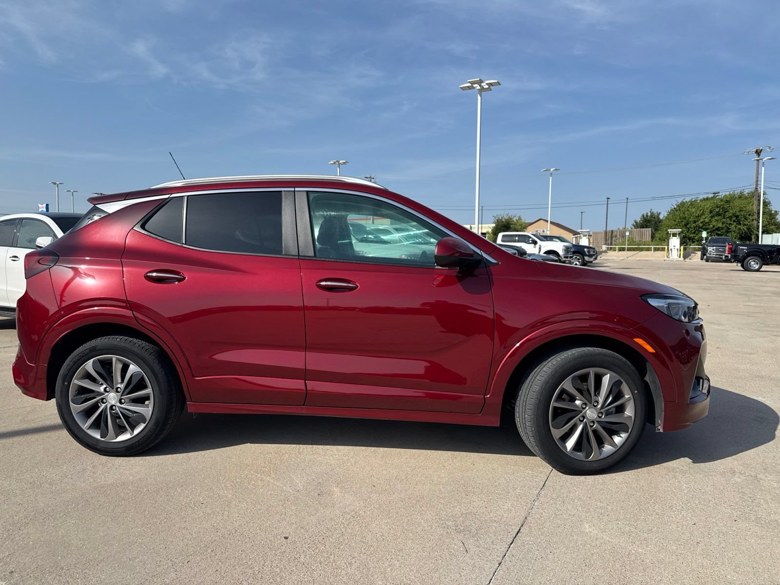 Used 2022 Buick Encore GX Select w/ Sport Touring Package FWD video 2