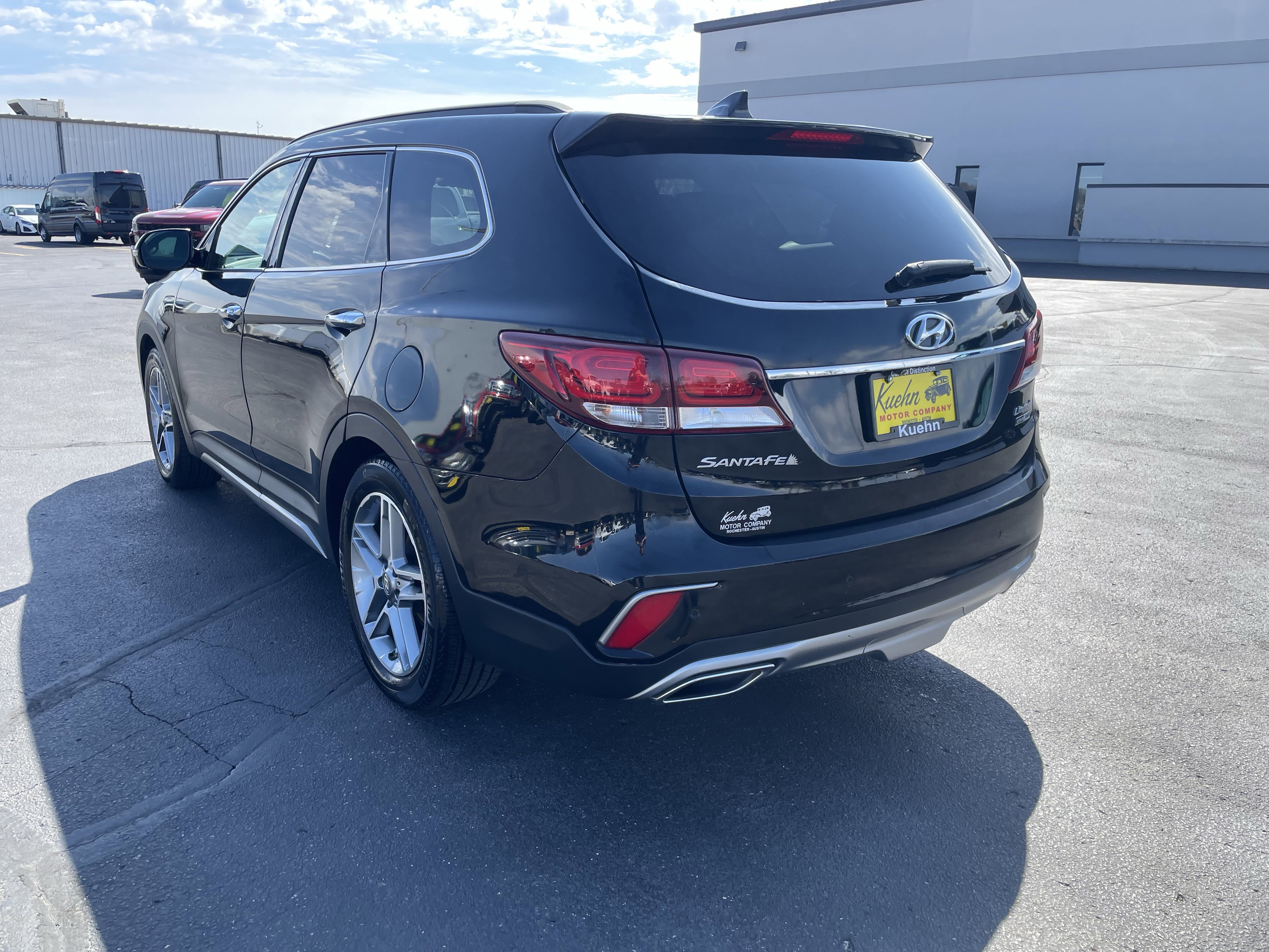 Used 2017 Hyundai Santa Fe Limited AWD/4WD image 6