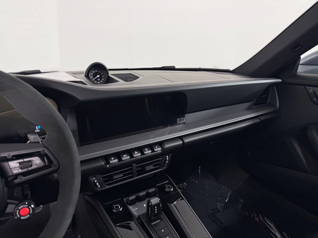 Certified 2025 Porsche 911 Carrera S RWD image 22