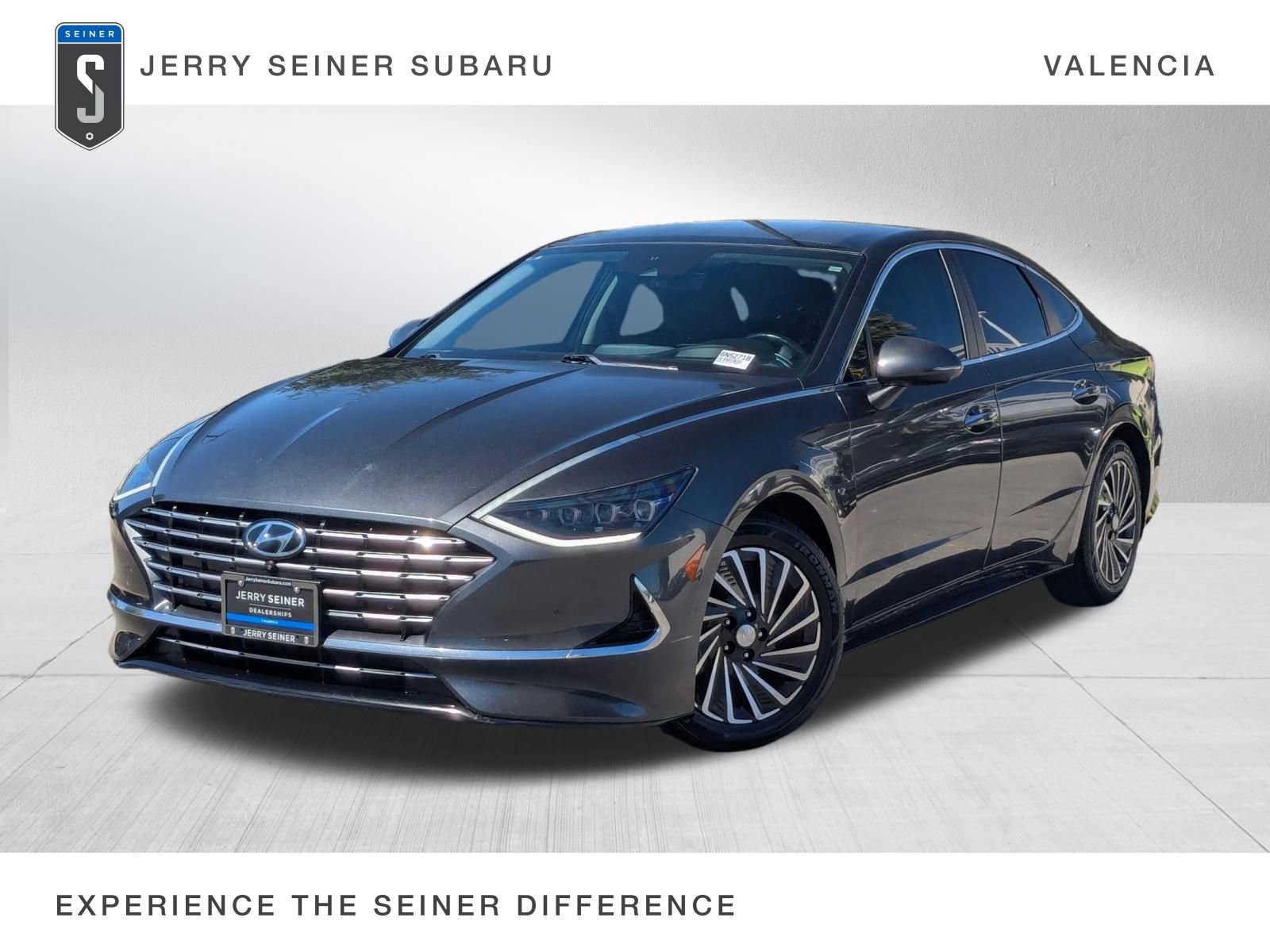 Used 2020 Hyundai Sonata Limited w/ Winter Weather Package FWD image 1