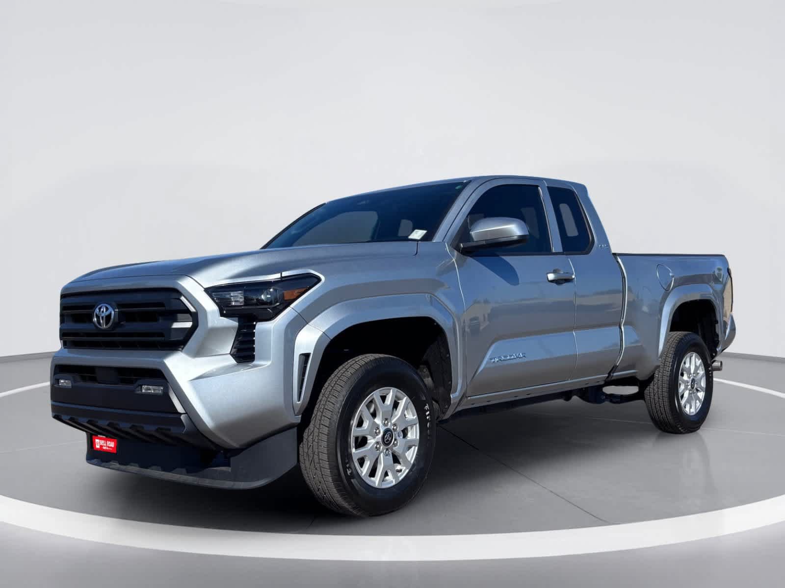 Used 2026 Toyota Tacoma SR5 RWD image 2