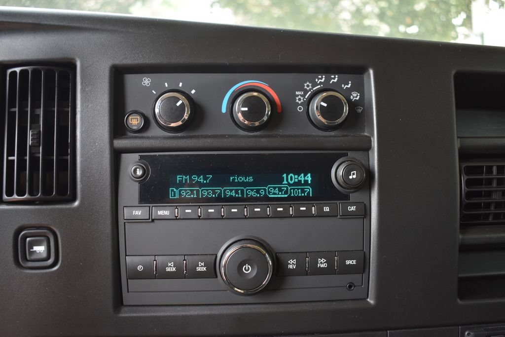Used 2023 Chevrolet Express 3500 LT w/ LT Preferred Equipment Group RWD image 14
