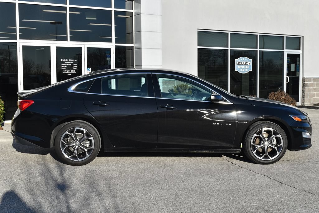 Used 2024 Chevrolet Malibu LT FWD image 3
