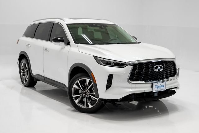 Used 2023 INFINITI QX60 Luxe w/ Vision Package AWD/4WD image 6