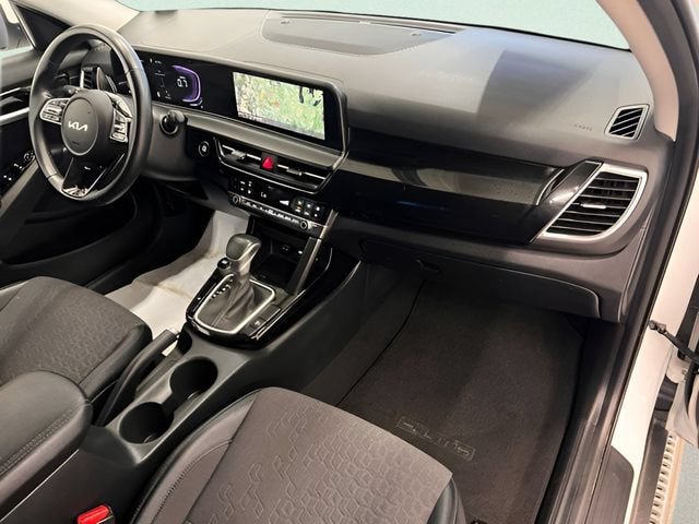Used 2025 Kia Seltos S FWD image 12