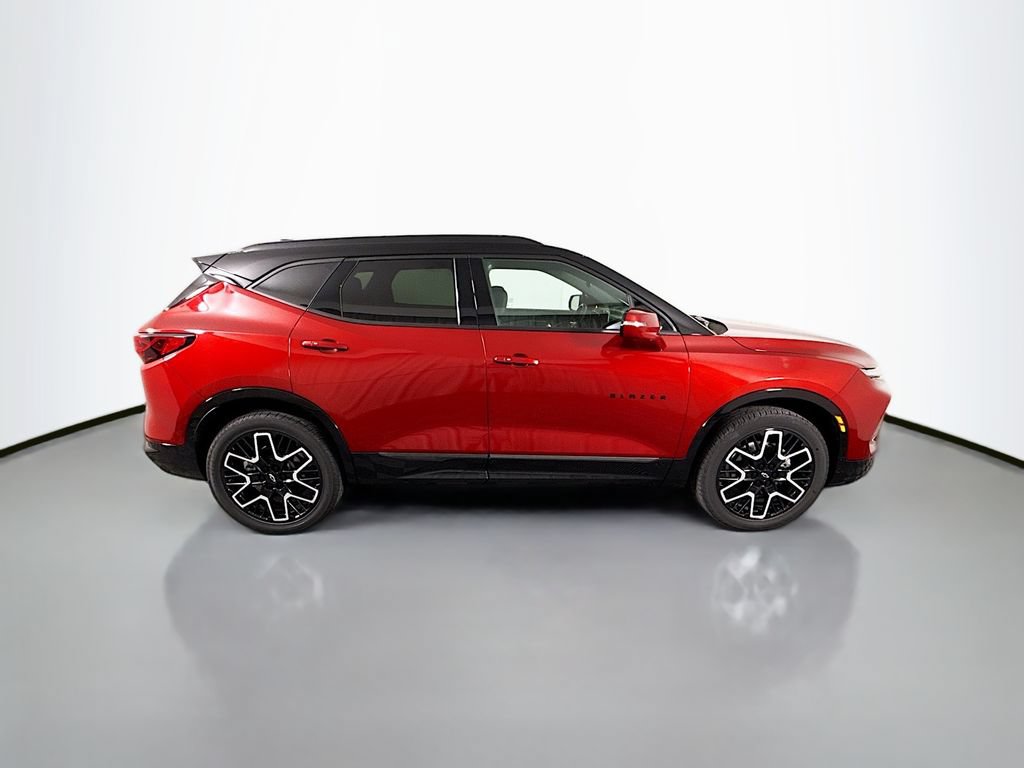 Used 2024 Chevrolet Blazer RS w/ Driver Confidence II Package FWD image 8