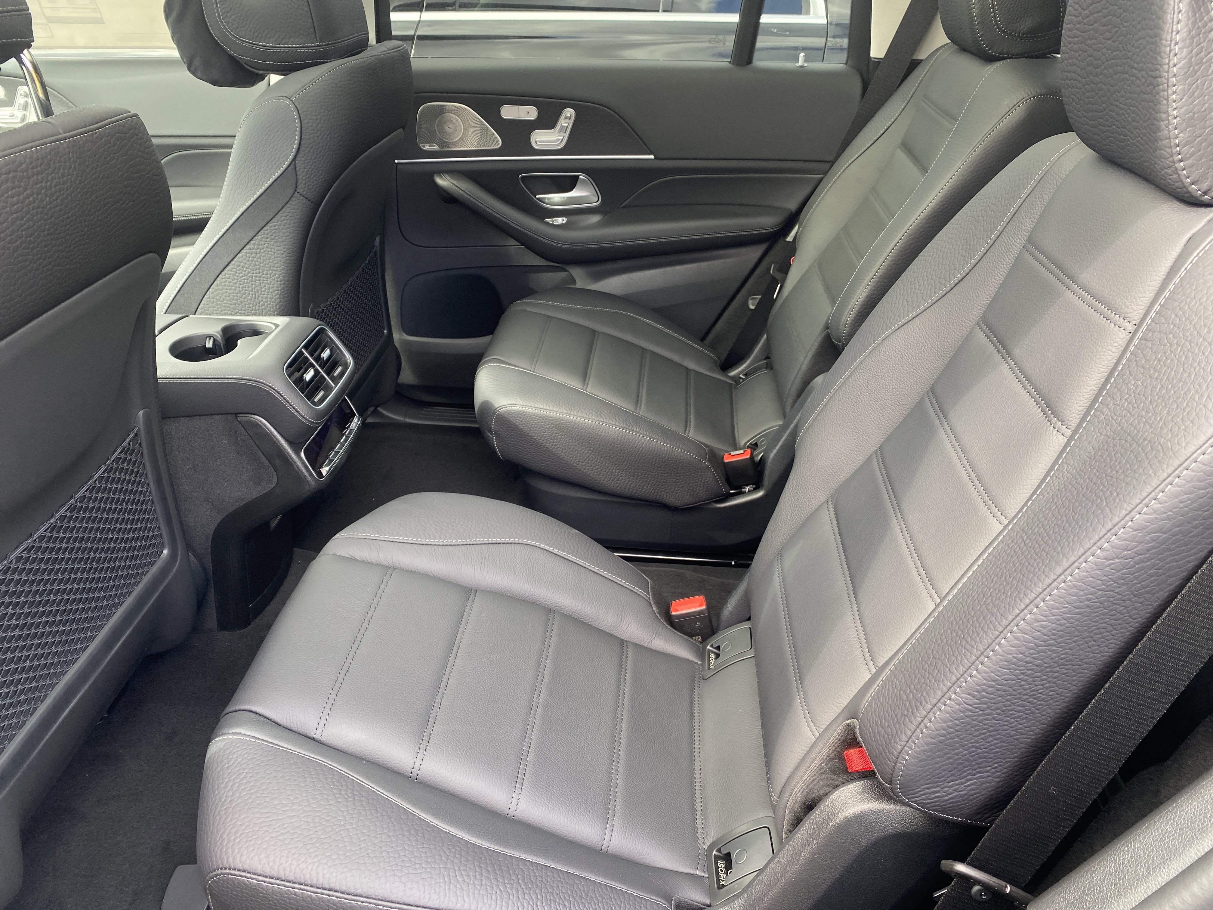 New 2026 Mercedes-Benz GLS 450 4MATIC image 29