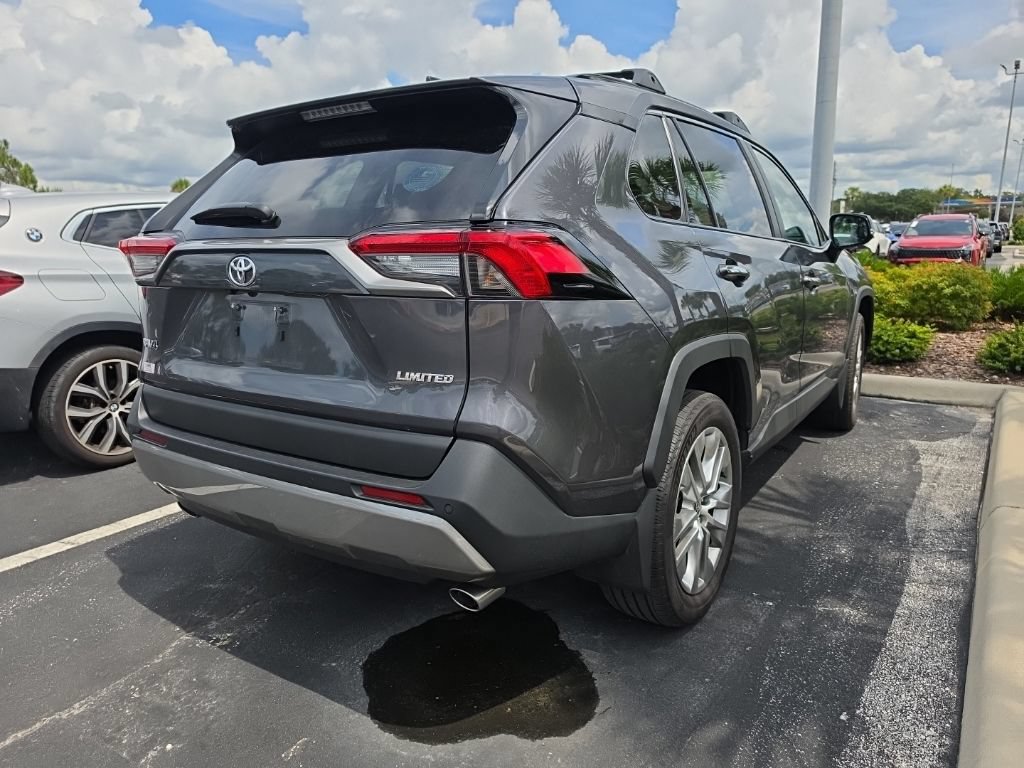 Used 2025 Toyota RAV4 Limited FWD image 15
