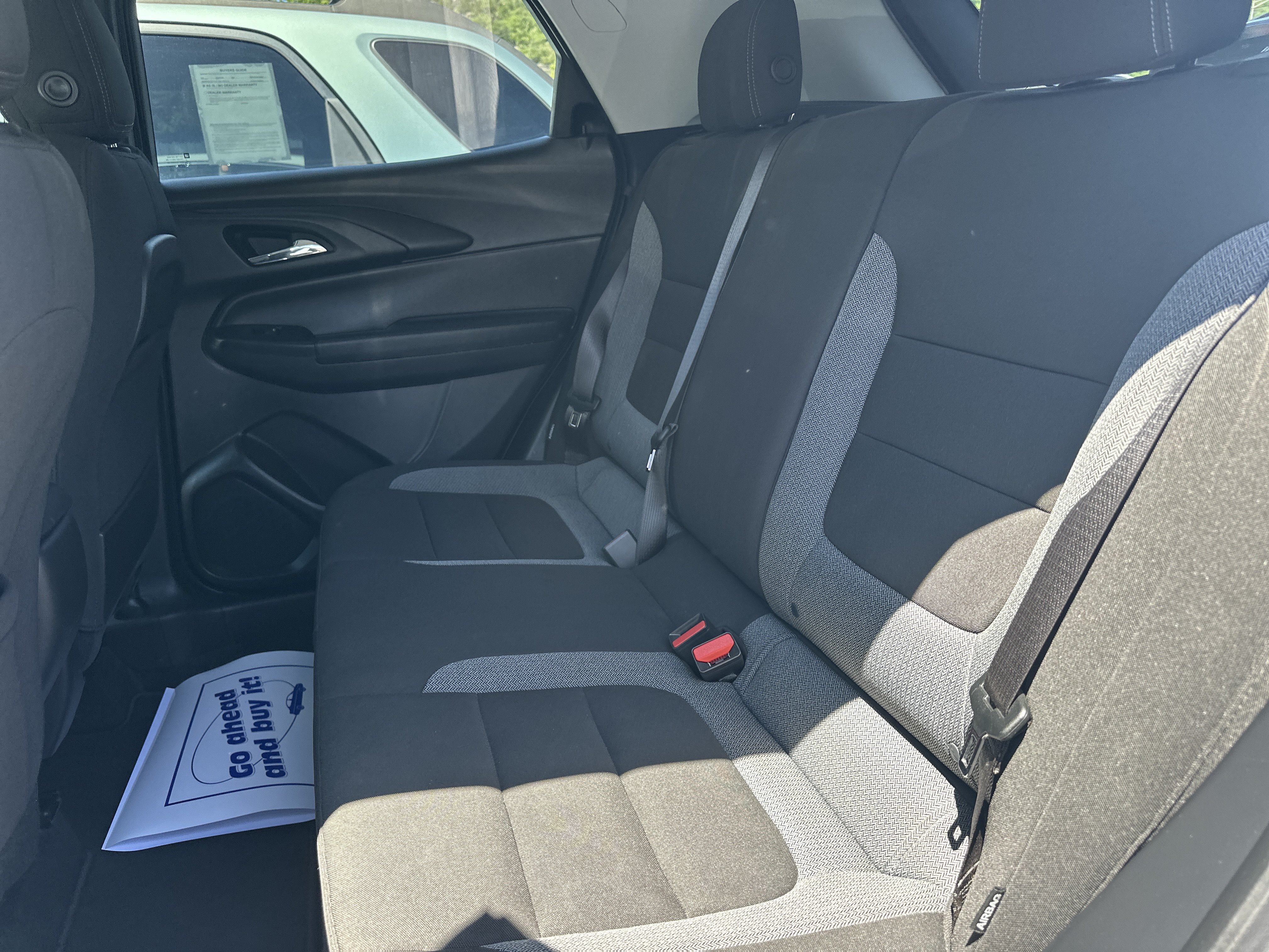 Used 2025 Chevrolet TrailBlazer LT FWD image 21