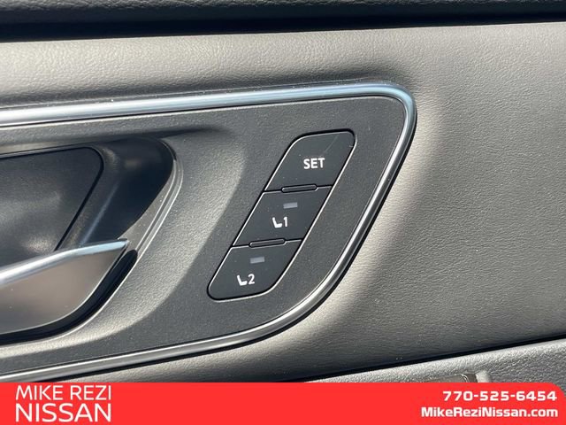 New 2026 Nissan Rogue Platinum AWD/4WD image 15
