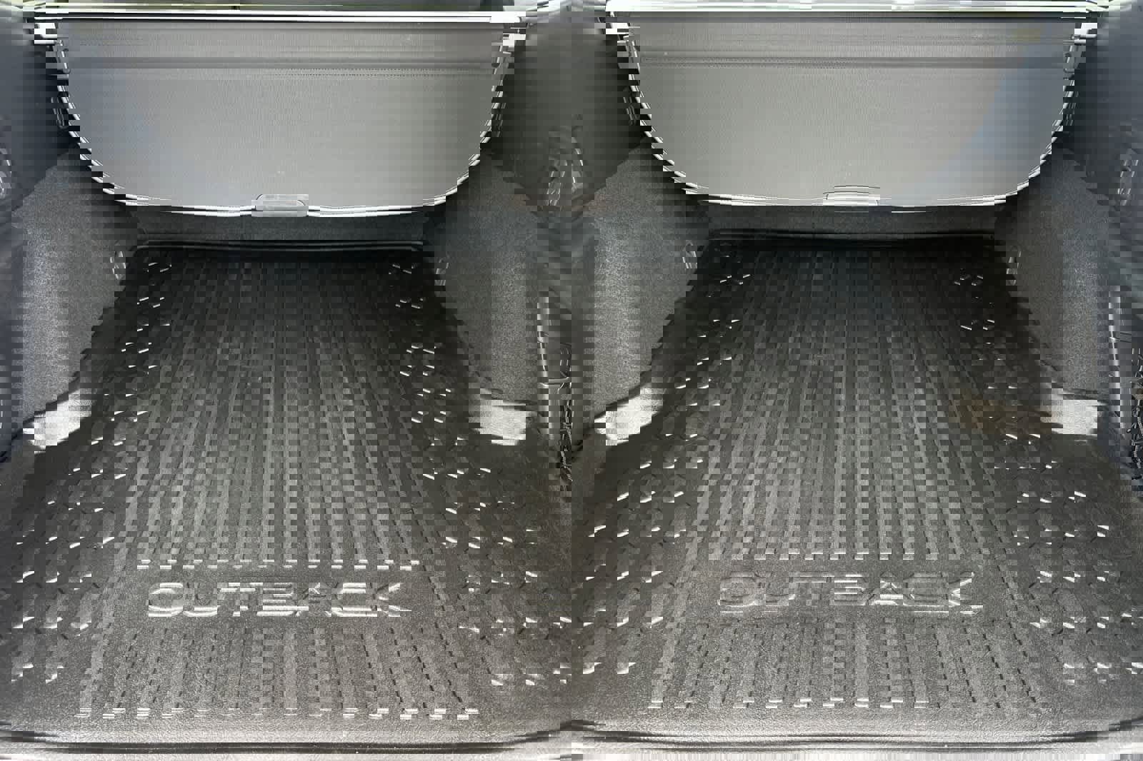 Used 2024 Subaru Outback Touring XT image 16