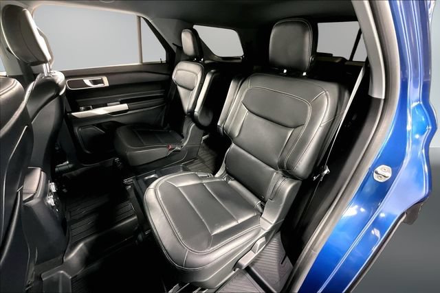 Used 2020 Ford Explorer XLT w/ Equipment Group 202A RWD image 21