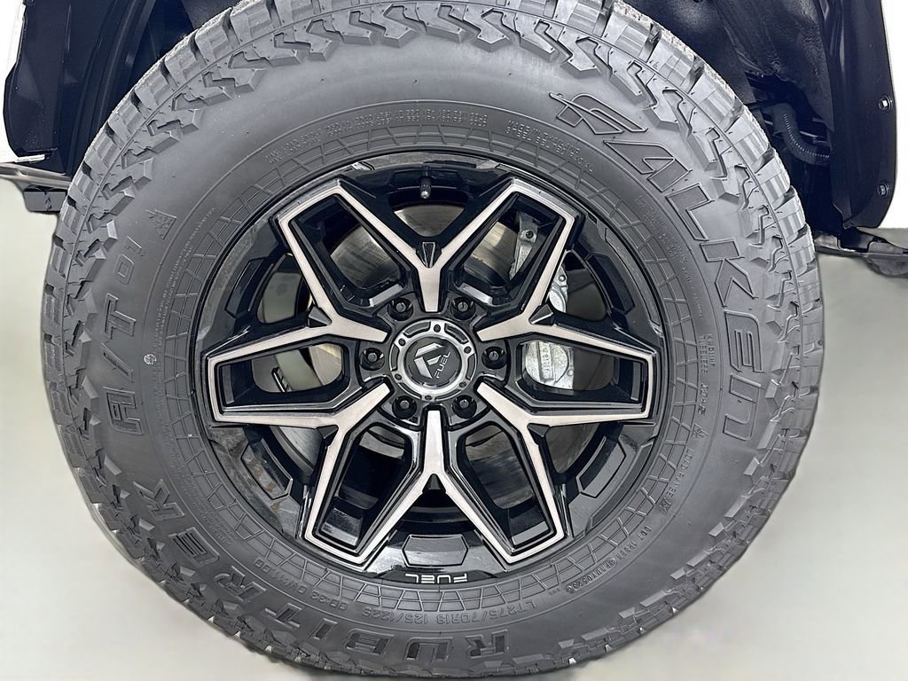 Used 2023 Toyota Tacoma SR image 28