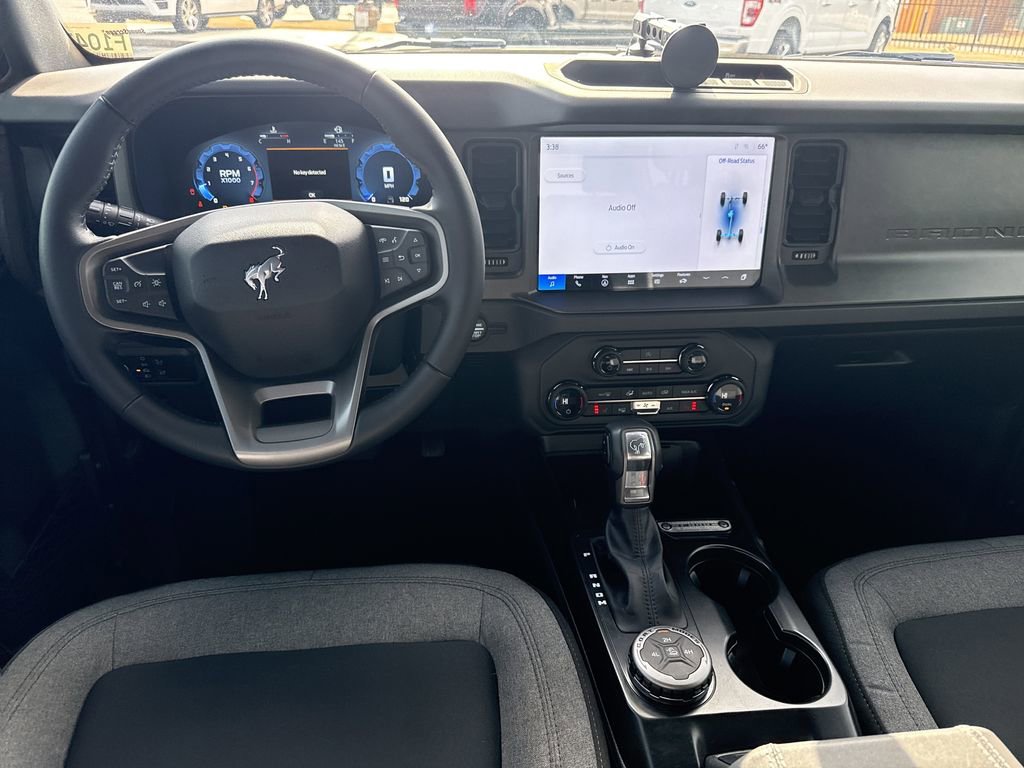 Used 2025 Ford Bronco Big Bend image 22