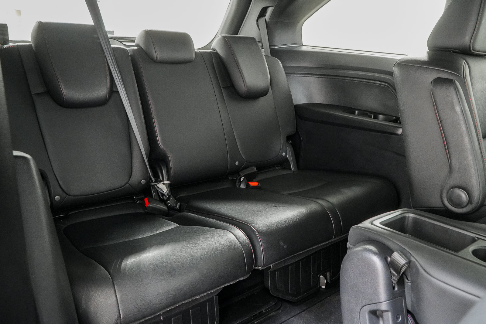 Used 2025 Honda Odyssey Sport-L image 43