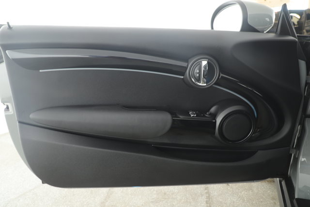 Used 2023 MINI Cooper SE image 10