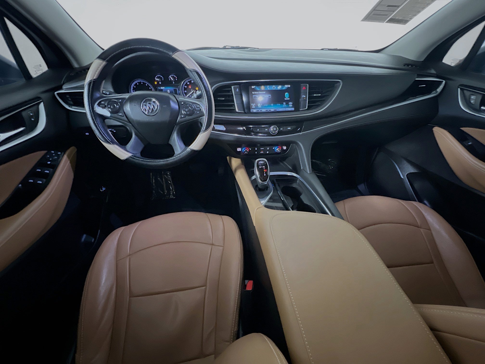 Used 2019 Buick Enclave Essence image 30
