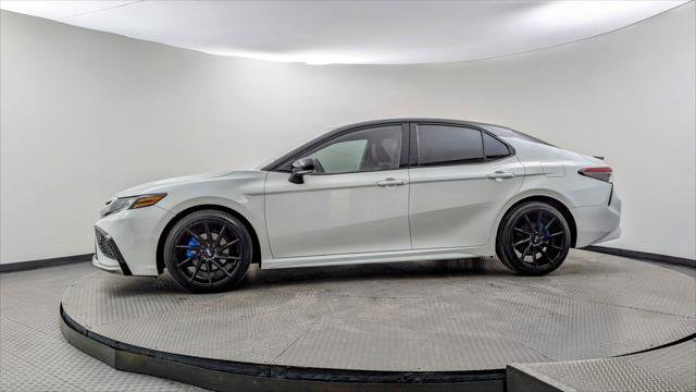 Used 2023 Toyota Camry XSE FWD image 3