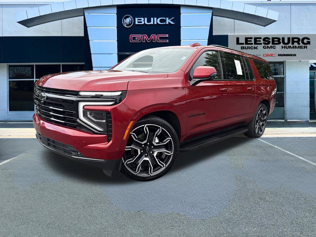 Used 2026 Chevrolet Suburban RST w/ Advanced Technology Package AWD/4WD image 3