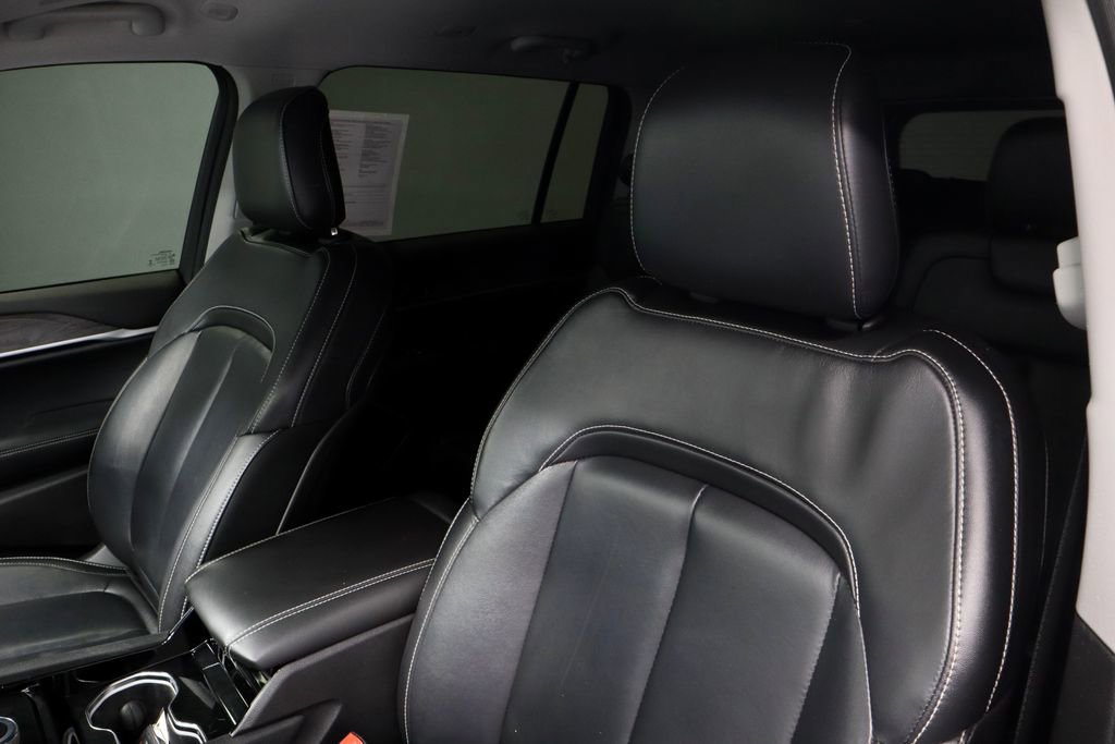 Used 2022 Jeep Grand Cherokee L Limited w/ Trailer Tow Group (B) image 27