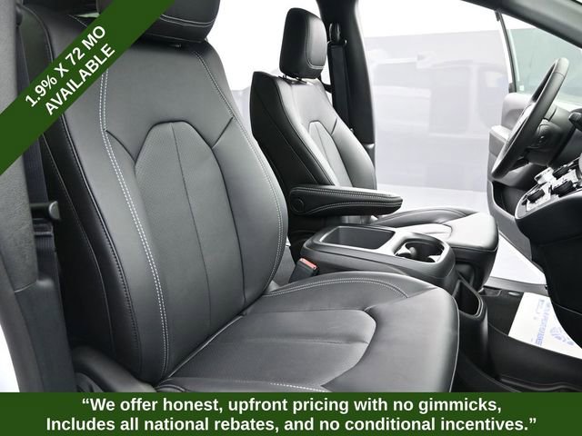 New 2026 Chrysler Voyager LX FWD image 26