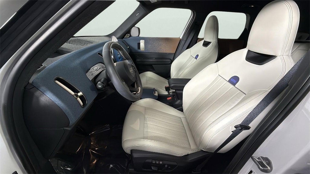 Used 2025 MINI Cooper Countryman S w/ Comfort Package Max image 17