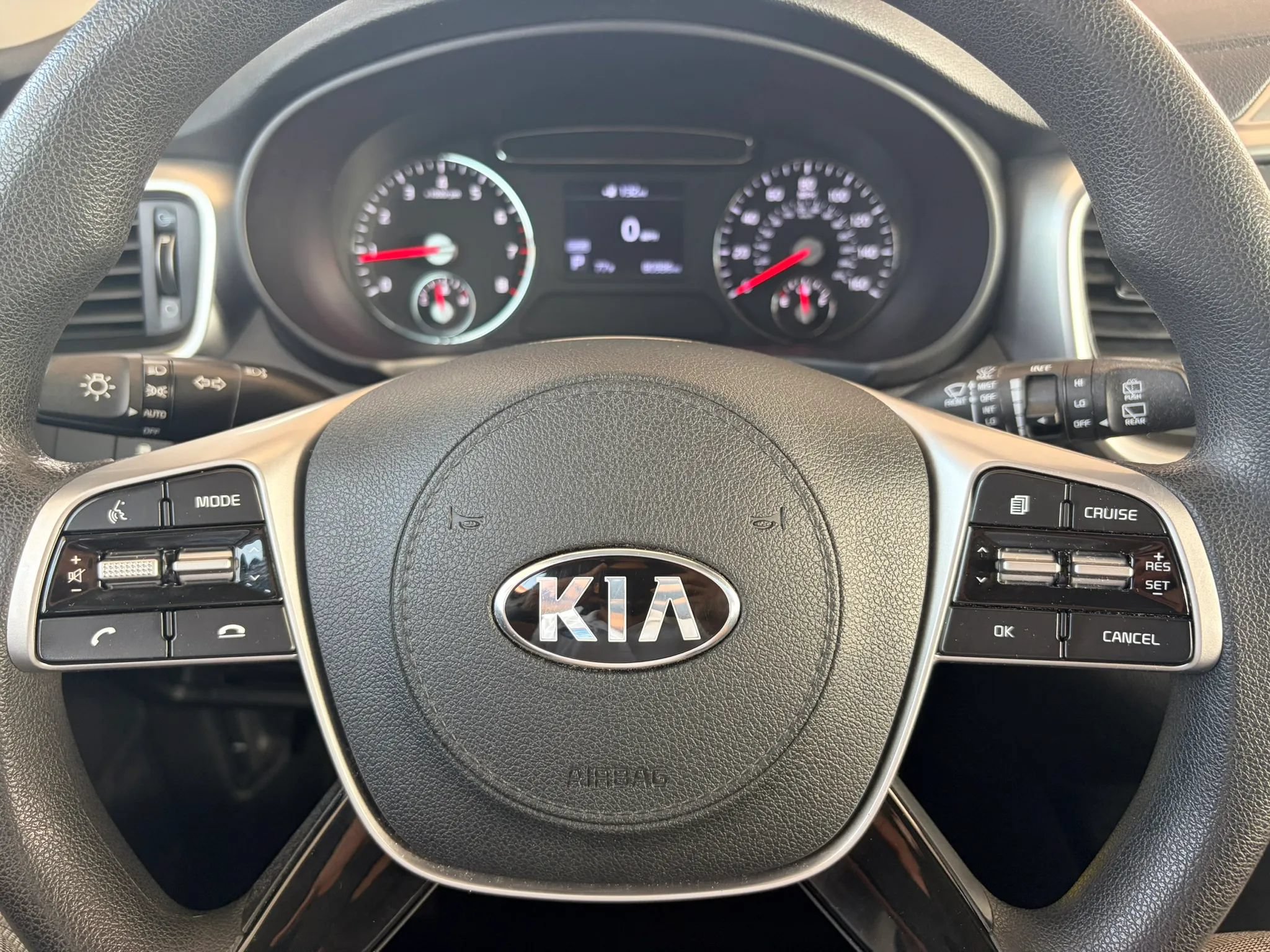 Used 2020 Kia Sorento L FWD image 16
