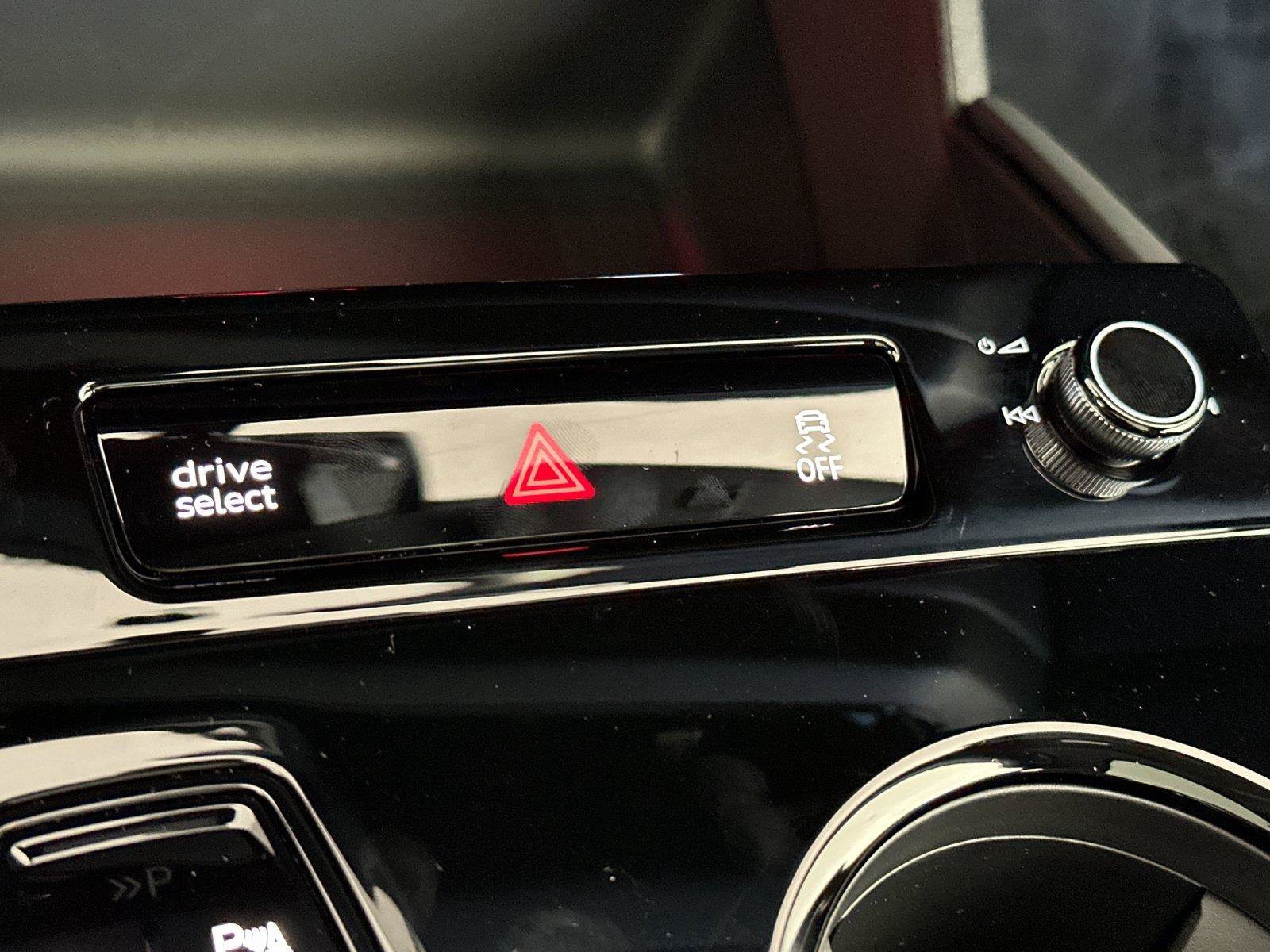 New 2027 Audi SQ6 e-tron Premium Plus AWD/4WD image 19