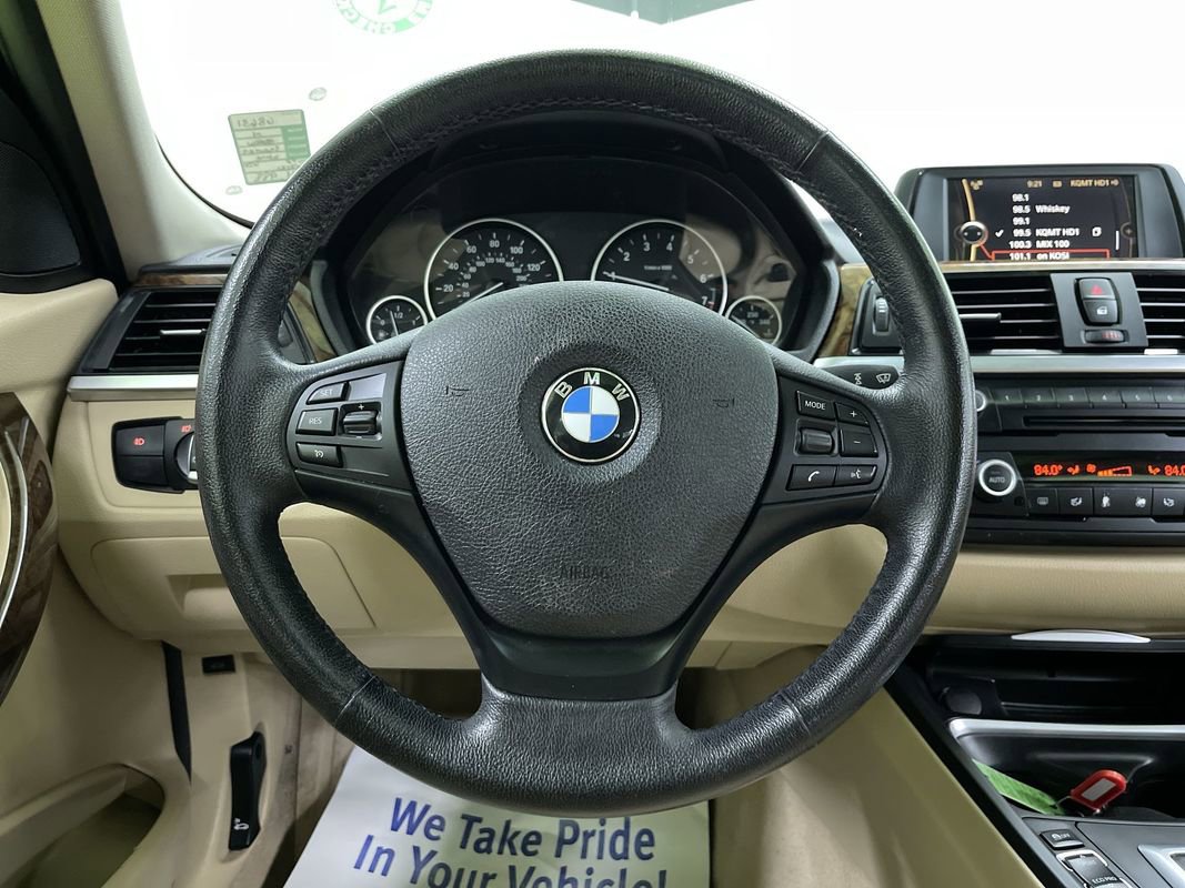 Used 2014 BMW 320i xDrive Sedan image 20