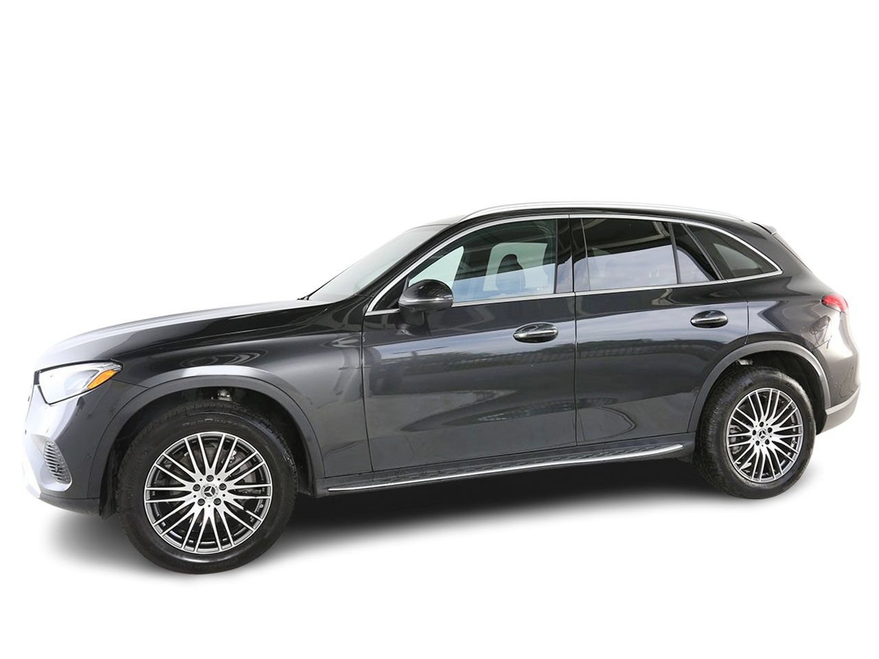 Used 2025 Mercedes-Benz GLC 300 4MATIC image 4