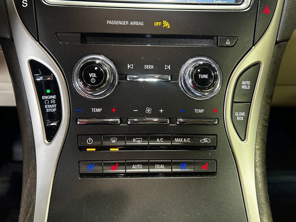 Used 2020 Lincoln Nautilus Reserve image 14