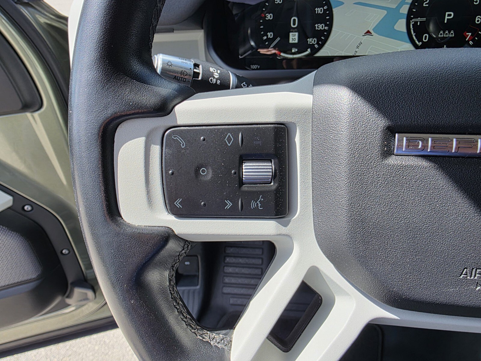Used 2021 Land Rover Defender 90 First Edition AWD/4WD image 16