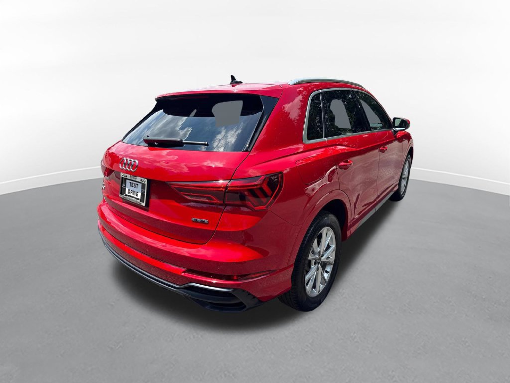 Used 2022 Audi Q3 2.0T Premium Plus w/ Premium Plus Package AWD/4WD image 6