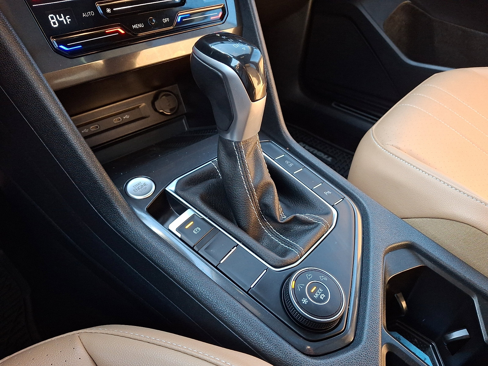 Used 2022 Volkswagen Tiguan SE R-Line image 15