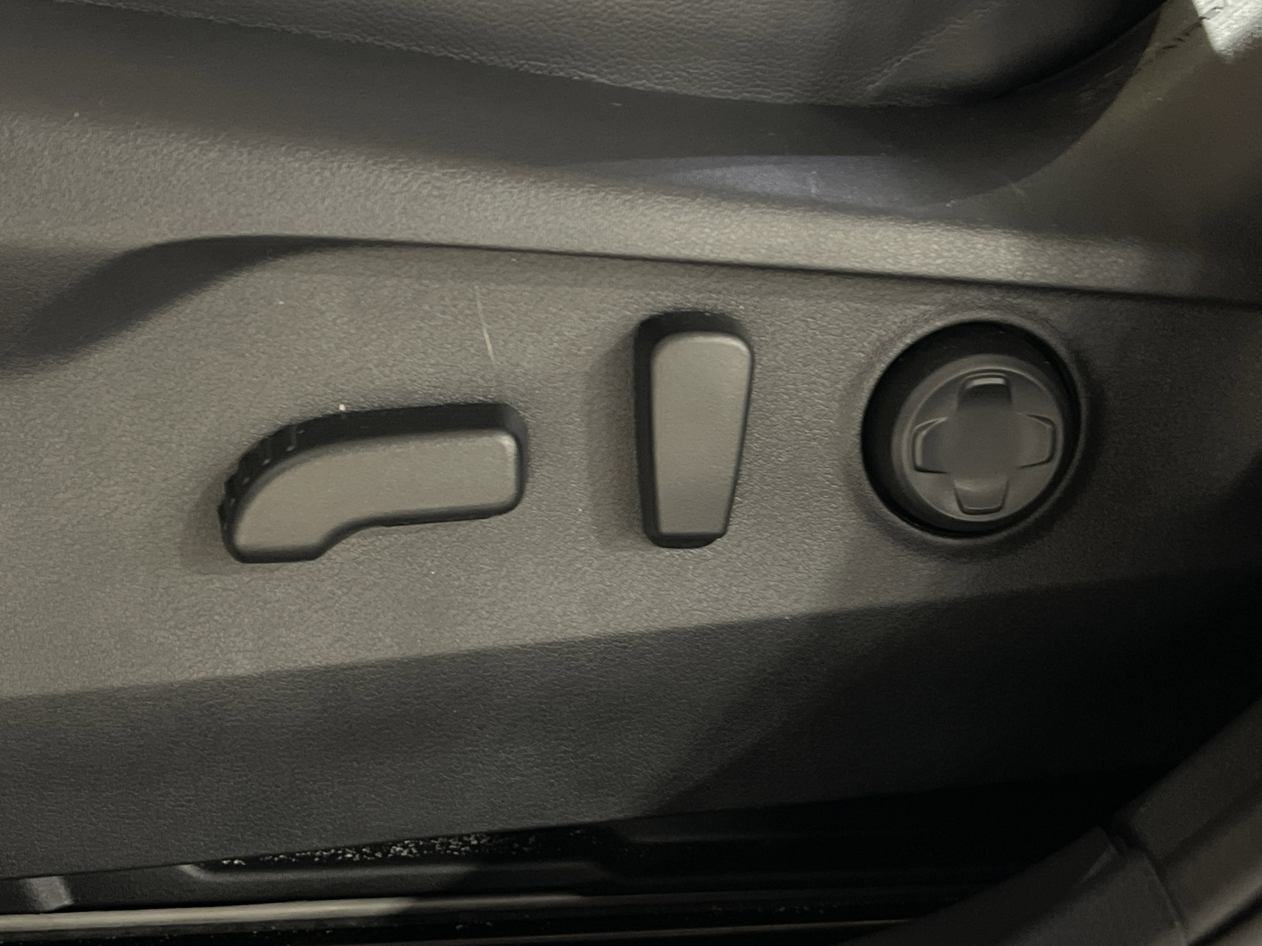 Used 2023 Subaru Outback Limited XT image 11