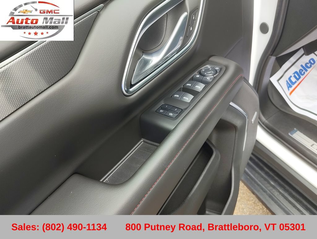 Certified 2024 Chevrolet Suburban RST w/ Luxury Package AWD/4WD image 11