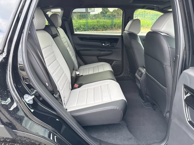 Used 2026 Honda CR-V Sport Touring image 12