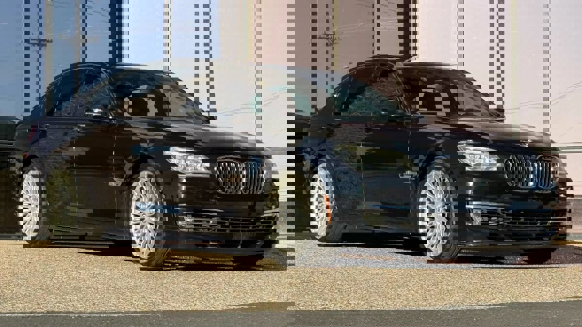 Used 2013 BMW ALPINA B7 image 18